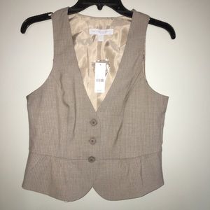 Button up vest